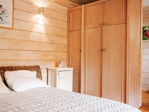 1 bedroom, free WiFi