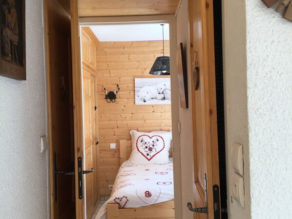 1 bedroom