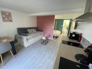 1 soverom, reiseseng for barn, wi-fi (inkludert) og sengetøy