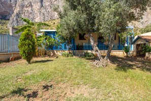 Exterior - Villa Vegna with Sea View, Wi-Fi and Air Conditioning (Palermo)