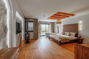Deluxe Suite, Balcony, Mountain View | Premium bedding, memory foam beds, free minibar, in-room safe