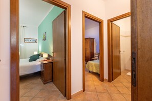 2 soverom og sengetøy