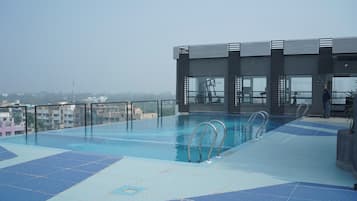 Hồ bơi trong nhà