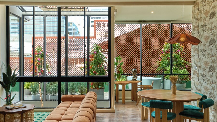 5loft Anti-Hotel, Silom, Bangkok