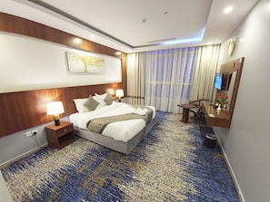 Basic Double Room | Egyptian cotton sheets, premium bedding, in-room safe, blackout curtains - Romance Room hotel (Makkah)