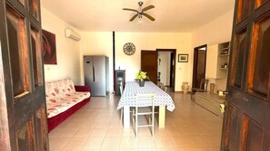 Ferienhaus, 3 Schlafzimmer, Raucher, Terrasse | Innenbereich