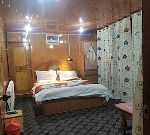Phòng đôi Deluxe, quang cảnh núi