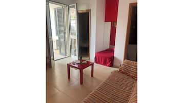 1 Schlafzimmer, Bügeleisen/Bügelbrett, Bettwäsche