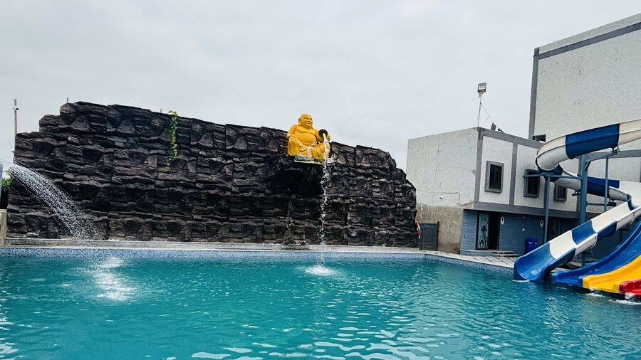 Paras Resort