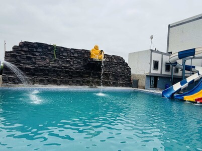 Paras Resort