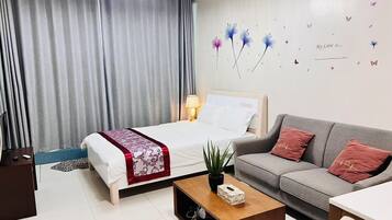 1 bedroom, iron/ironing board, WiFi, bed sheets