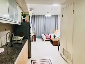 1 bedroom, iron/ironing board, WiFi, bed sheets