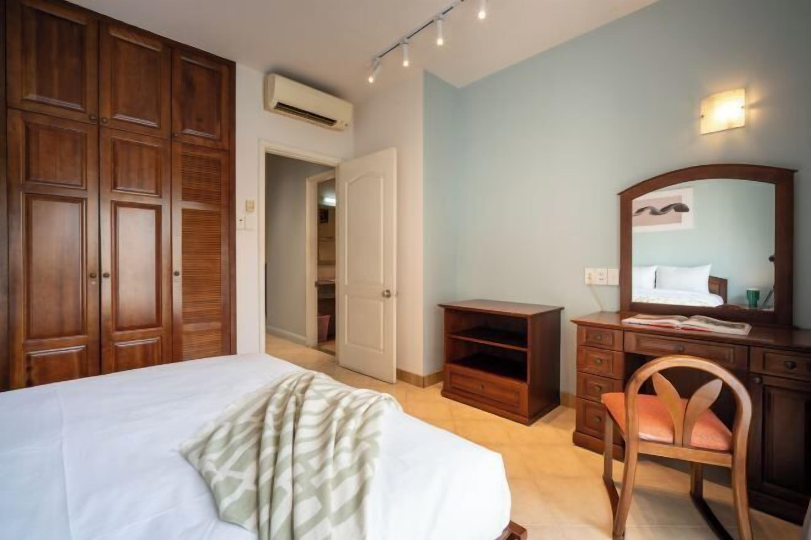 In-room safe, desk, laptop workspace, iron/ironing board