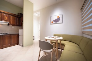 شقة عادية - غرفة نوم واحدة | منطقة المعيشة