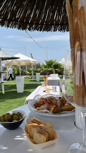 Villa 'Dehesa' with Mountain View, Wi-Fi and Air Conditioning