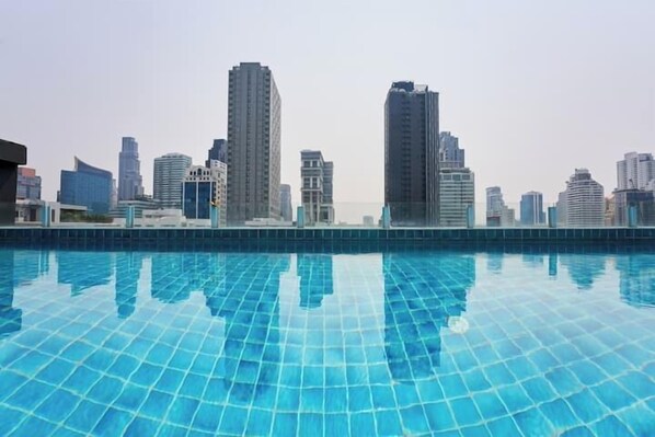 บริเวณภายนอก