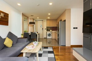 Family Suite | Premium bedding, in-room safe, blackout drapes, iron/ironing board