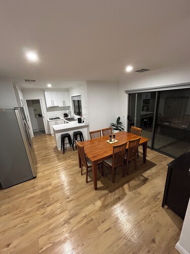 Queen Bed private room