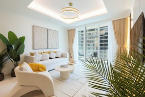 Appartement Deluxe, 1 chambre | Aire de séjour | Téléviseur connecté de 125 cm avec télévision par câble, Netflix
