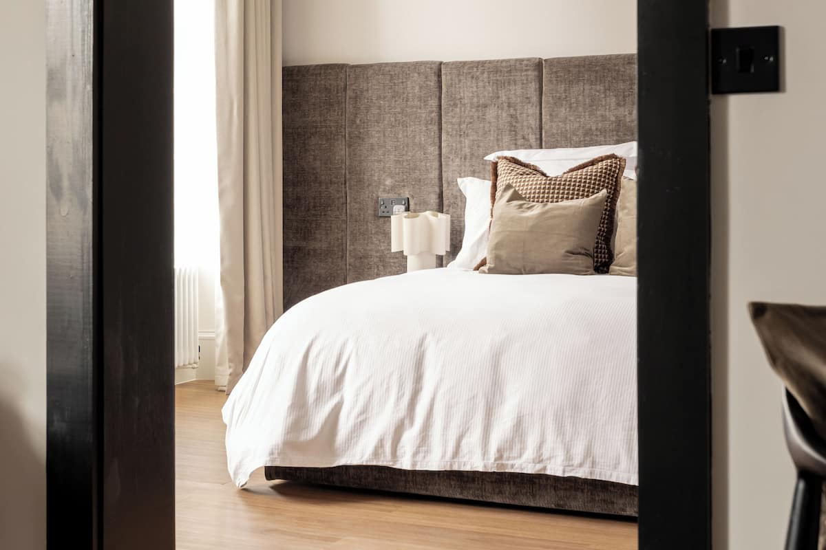 In-room safe, iron/ironing board, free WiFi
