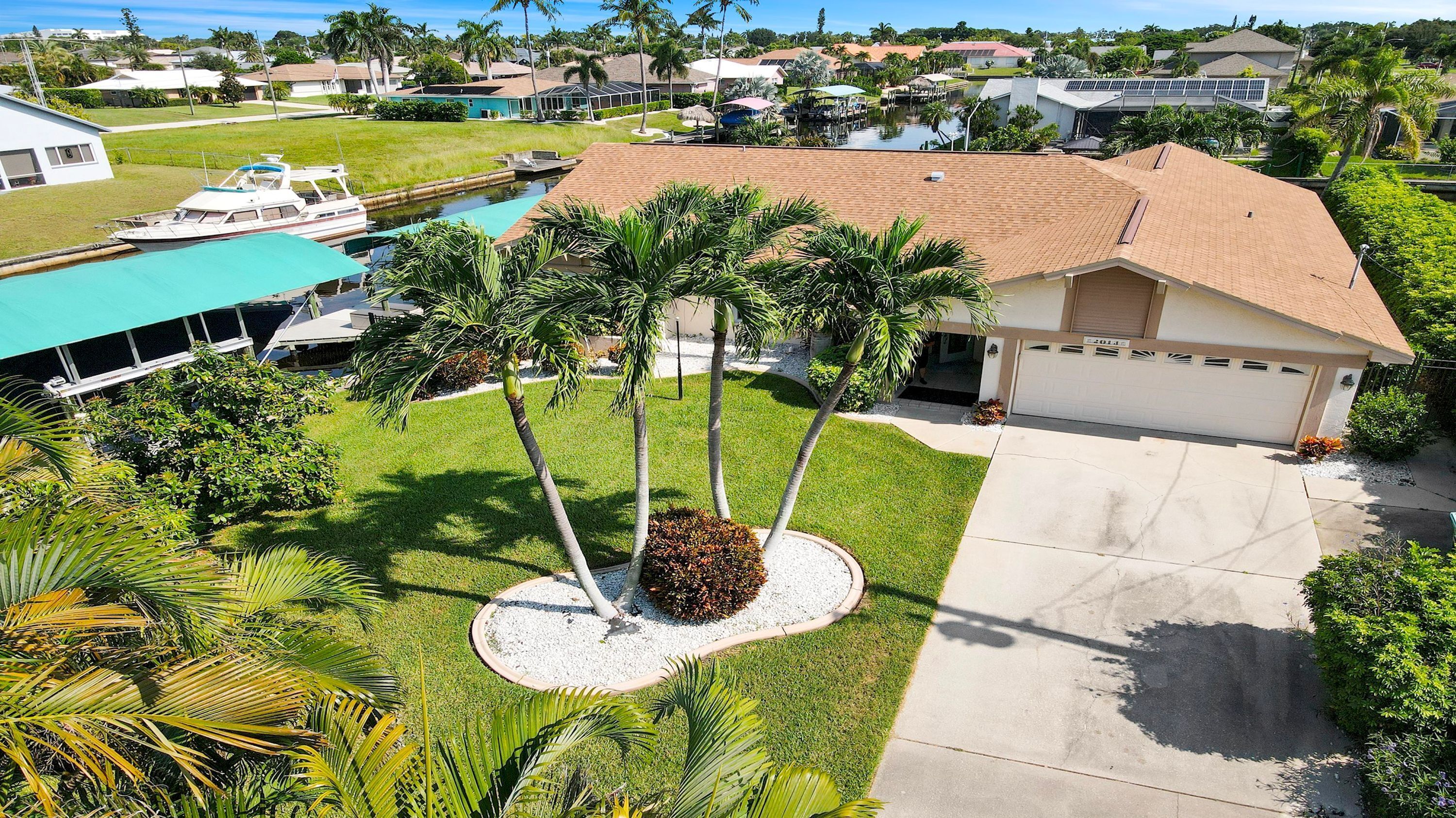 Villa | 3 bedrooms, Internet