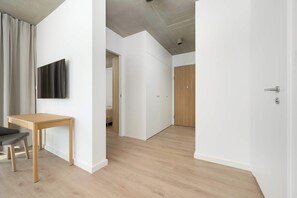 Interior - Elegant Apartment | Air Conditioning, Balcony, Parking (Wrocław)