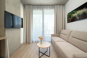 TV, offices - Księcia Witolda 60 | Wroclaw | Prestigious Apartment | Parking | Air conditionin (Wrocław)