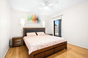 3 soverom, strykejern/-brett, wi-fi og sengetøy