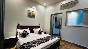 Cottage Rooms