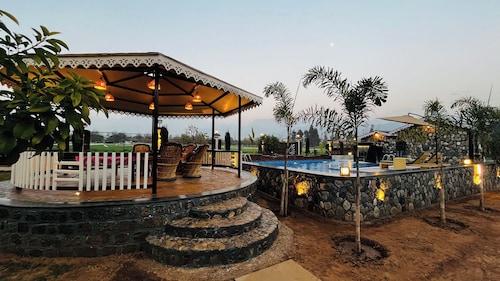 Vanhills-Luxury Home Stay in Jim Corbett