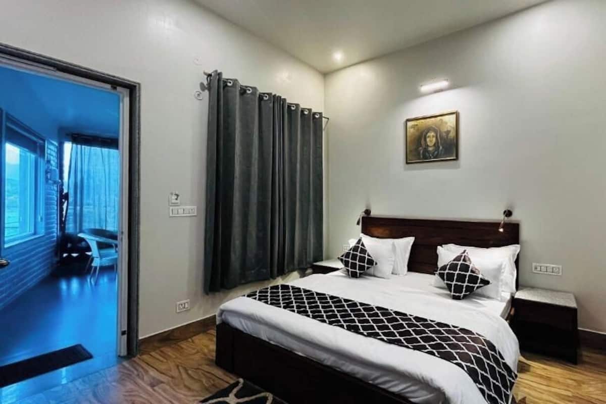 Cottage Rooms