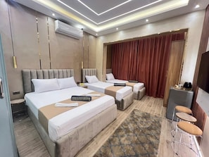 Deluxe Quadruple Room
