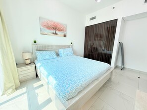 1 bedroom, iron/ironing board, WiFi, bed sheets - Modern 1-bedroom apartment with fitness room, swimming and Sauna (Dubai)