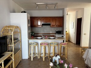 Microwave, oven, stovetop