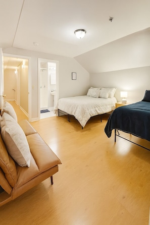 3 habitaciones, wifi gratis y ropa de cama