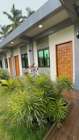 Exterior. Lalies Inn