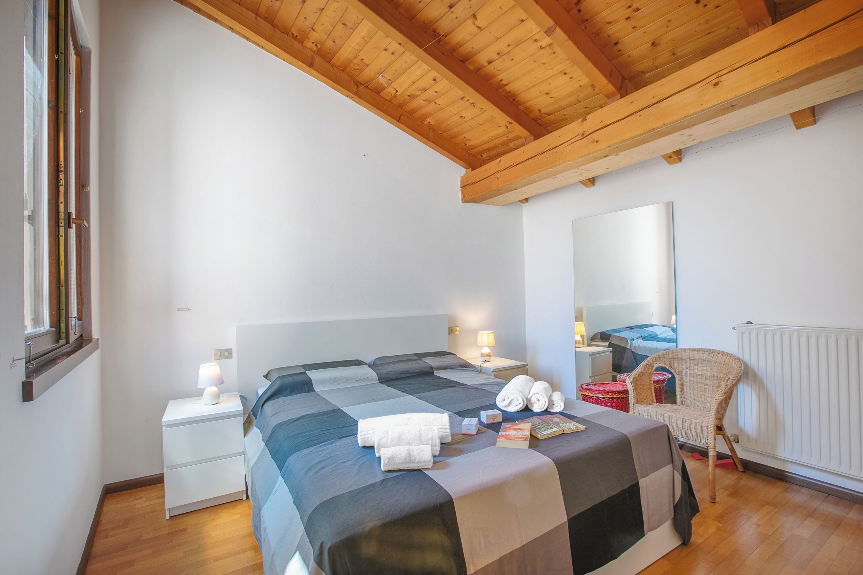 Family Apartment, Multiple Bedrooms (Skylight) | 2 bedrooms, free WiFi, bed sheets