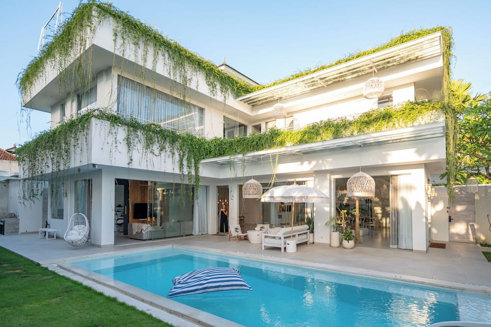 Villa Luja by GORO