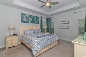 4 Schlafzimmer, Schreibtisch, Bügeleisen/Bügelbrett, WLAN