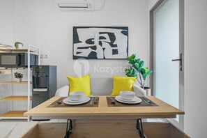 Appartement, 1 chambre, vue ville | Salle à manger