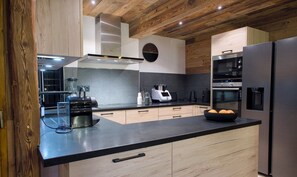 Fridge, microwave, oven, stovetop - Superb duplex with sauna and swimming pool - at the foot of the slopes - Vars - top-of-the-range services (Vars)