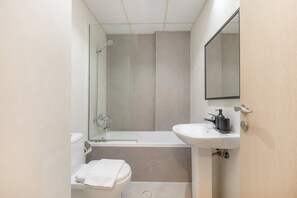 Studio - Amazing Studio Apartment in Frankfurt Sports City (Dubai)