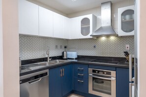 Apartment | 3 bedrooms - Spacious 3BR Marina Stay With City Views (Dubai)