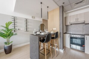 Apartment - Cozy Studio Apartment at Frankfurt Tower in Sports City (Dubai)