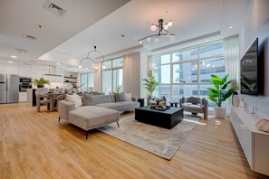 Apartment | 4 bedrooms - Elegant 4BR - Perfect Stay for Families in Marina (Dubai)