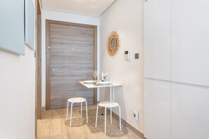 Studio - Relaxing Airy Studio Apartment Perfect for 3 in Dubai Marina (Dubai)