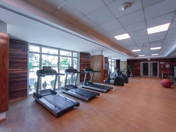 Apartment | 2 bedrooms - Warm 2-bedrooms With Modern Kitchen Interior in The Greens (Dubai)