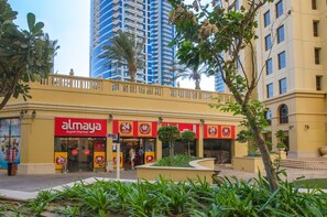 Studio - Modern Studio Apartment for 4 at Sadaf 8 Near The Walk at JBR (Dubai)