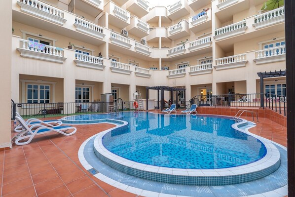 1 bedroom - Relaxing Awesome 1-bedroom Apartment in JVC (Dubai)