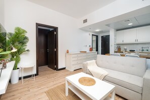1 bedroom - Relaxing Awesome 1-bedroom Apartment in JVC (Dubai)